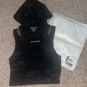 Alphalete camo cropped tank hoodie